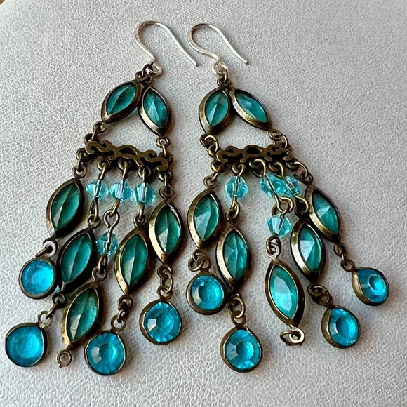 VINTAGE BLUE TEAL GLASS CRYSTAL RHINESTONE LONG DANGLE DROP CHANDELIER EARRINGS - Picture 6 of 16